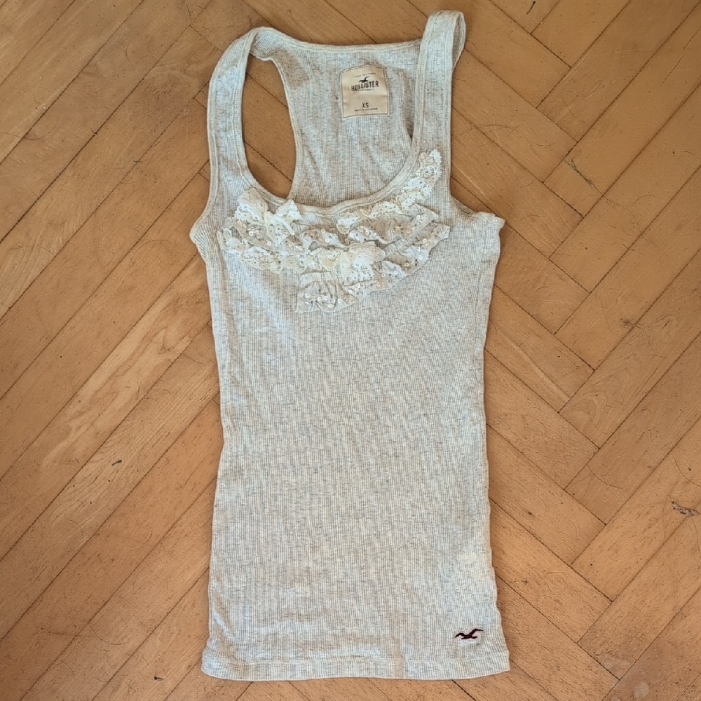 Hollister Women's Oatmeal Tank Top with Lace Accent Size XS